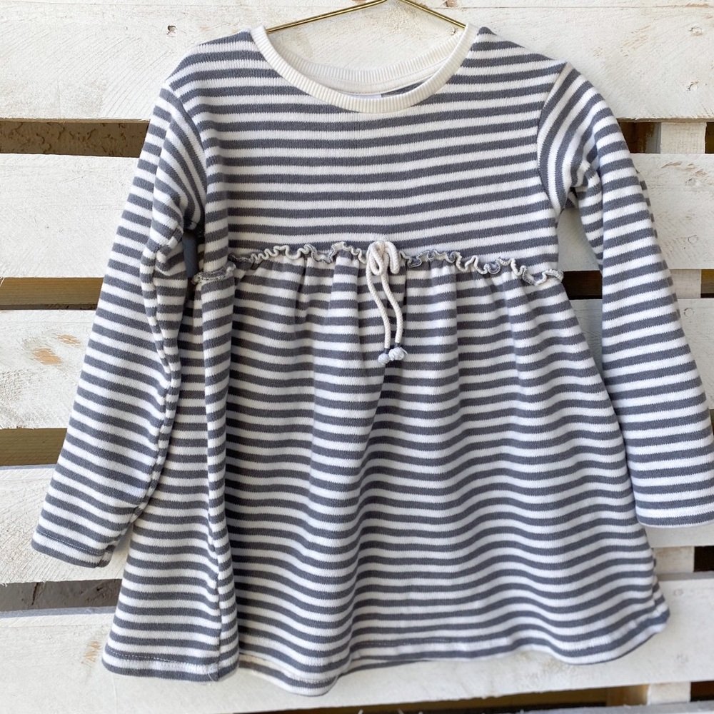 Zara Sweater dress (thick material)